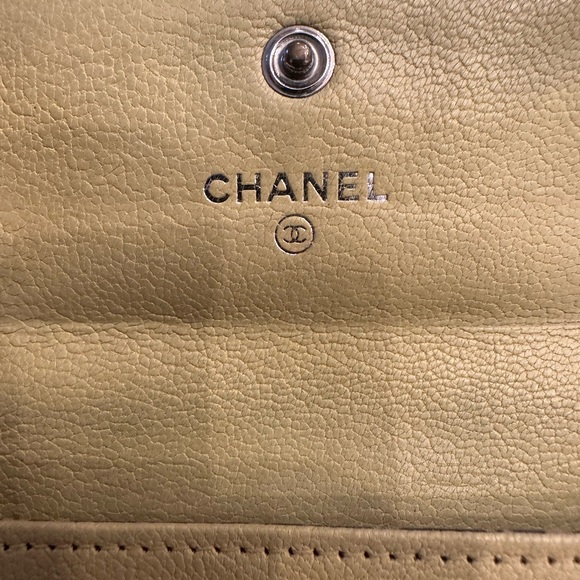 Chanel Calfskin Yellow Leather Compact Wallet with CC Logo - Picture 6 of 13